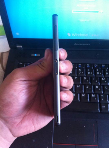 Leaked-pictures-of-the-Sony-Xperia-Z3