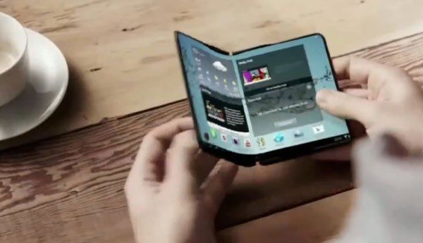 Samsung-Preklopni-ekran
