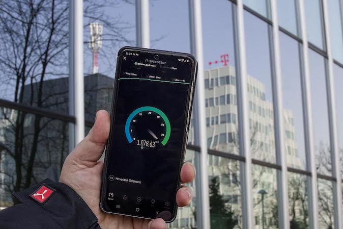 Telekom s hrvatski agentom chat Probijanje nevine