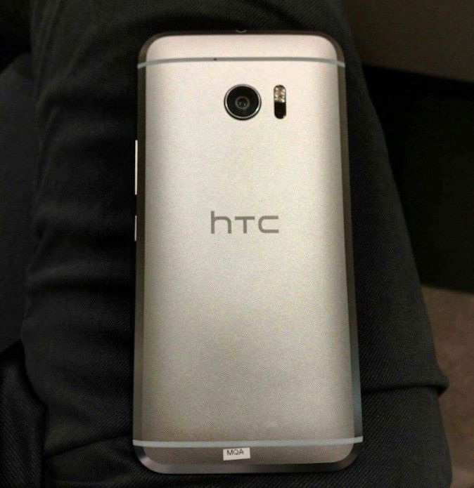 HTC 10 straga